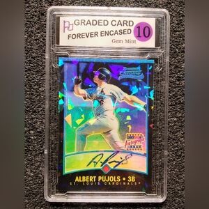 Albert Pujols Bowman Chrome Cracked Ice Autograph Baseball Rookie Card. Graded